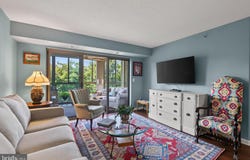 19385 CYPRESS RIDGE Terrace, LEESBURG, VA 20176