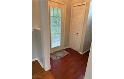 26142 Hawthorne Court, Olmsted Falls, OH 44138