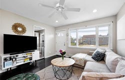 3 Kent Place, Amityville, NY 11701