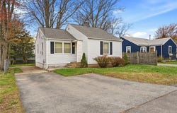 9 McGuire Road, North Providence, RI 02904