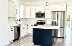 7407 Park Vue Dr, Crestwood, KY 40014