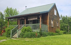 112 Goldenrod Ln, Smyrna, NY 13464