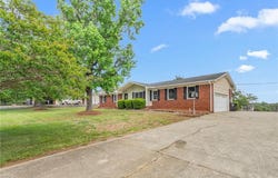 3810 Azalea Lane, Trinity, NC 27370