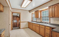 3437 Oak Avenue, Brookfield, IL 60513
