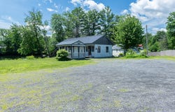 333 Smithfield Road, Belgrade, ME 04917