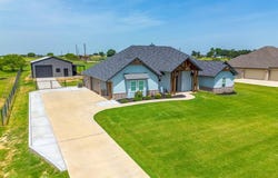 114 Esther Court, Millsap, TX 76066