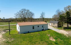 536 Melon Dr, Cave City, AR 72521