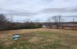 1107 Grady Ave, Poteau, OK 74953