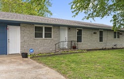 2875 S Madison Avenue, Aurora, MO 65605