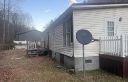 321 Gabriels Fork, Kimper, KY 41539