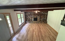 1639 Pinsonfork RD, McAndrews, KY 41543