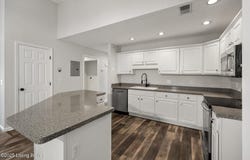 8505 Atrium Dr, Louisville, KY 40220