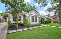 2730 Manila Lane, Houston, TX 77043