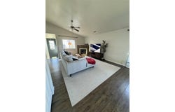2694 Pinto Ln, IA 52240