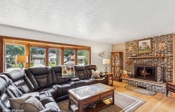 1052 Alfini Drive, Des Plaines, IL 60016