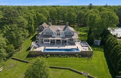 43 Old Main Road, Quogue, NY 11959