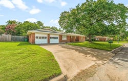 805 N Charlotte Avenue, Stephenville, TX 76401