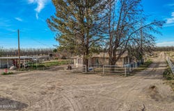921-2 Lister Drive, La Mesa, NM 88044