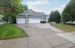 3508 Silver Lake Road NE, Saint Anthony, MN 55418