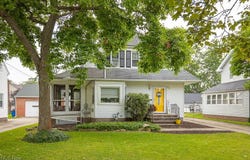 63 Southwick Drive, Bedford, OH 44146