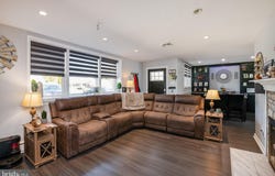 27 N WESTVIEW AVENUE, FEASTERVILLE TREVOSE, PA 19053