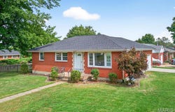 301 Chester Avenue, Waterloo, IL 62298