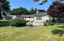 413  North I Street, Monmouth, IL 61462