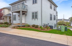 211 Garden Terrace, Douglas, MI 49406