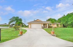 515 SE Nome Drive, Port Saint Lucie, FL 34984