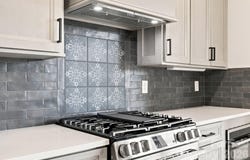 128 Chepstow Place, Black Mountain, NC 28711