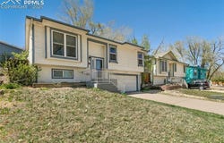 2706 N Chestnut Street, Colorado Springs, CO 80907