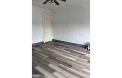 129 S OAK STREET S, MOUNT CARMEL, PA 17851