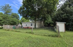 445 Monroe Street, Thayer, MO 65791