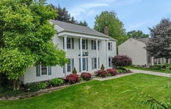 38017 W Meadowhill Drive, Northville, MI 48167