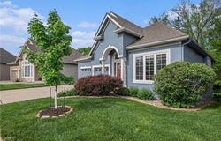 636 Rosewood Court, Liberty, MO 64068