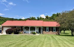 860 West Main Street, Mt Vernon, KY 40456