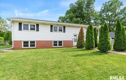 403 E ADAMS Street, Auburn, IL 62615
