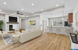 9127 Hillcrest Trail, Lincoln, NE 68520