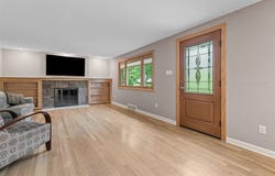 1290 Lakemont Dr, Mt Lebanon, PA 15243