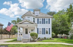 207 NE ATLANTIC AVENUE, MAGNOLIA, NJ 08049