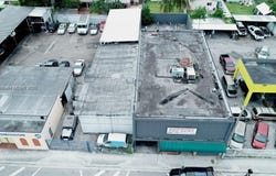 2360 NW 36th St, Miami, FL 33142