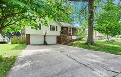1211 SW WALNUT Street, Lee's Summit, MO 64081