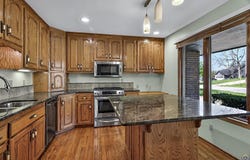 3835 SW Wood Valley DR, Topeka, KS 66610