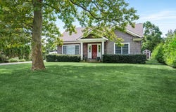 8 Bayberry Lane, East Quogue, NY 11942