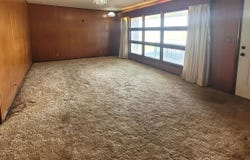 111 S Jefferson St, Eureka, KS 67045
