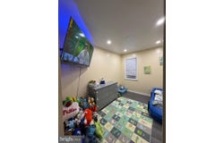 317 DELAWARE AVE STREET, WEST DEPTFORD, NJ 08086
