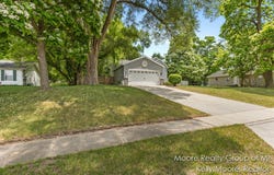 410 S CEDAR STREET, GREENVILLE, MI 48838