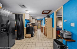 12 Central Avenue, Waretown, NJ 08758