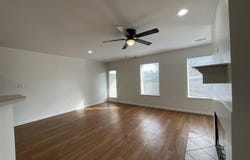 405 Green Leaf, Horseshoe Bay, TX 78657