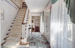 55 Sigourney Road, Portsmouth, RI 02871